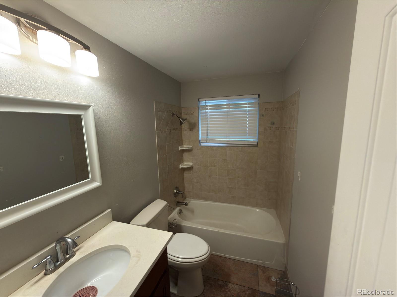 MLS Image #24 for 562 w easter avenue,littleton, Colorado