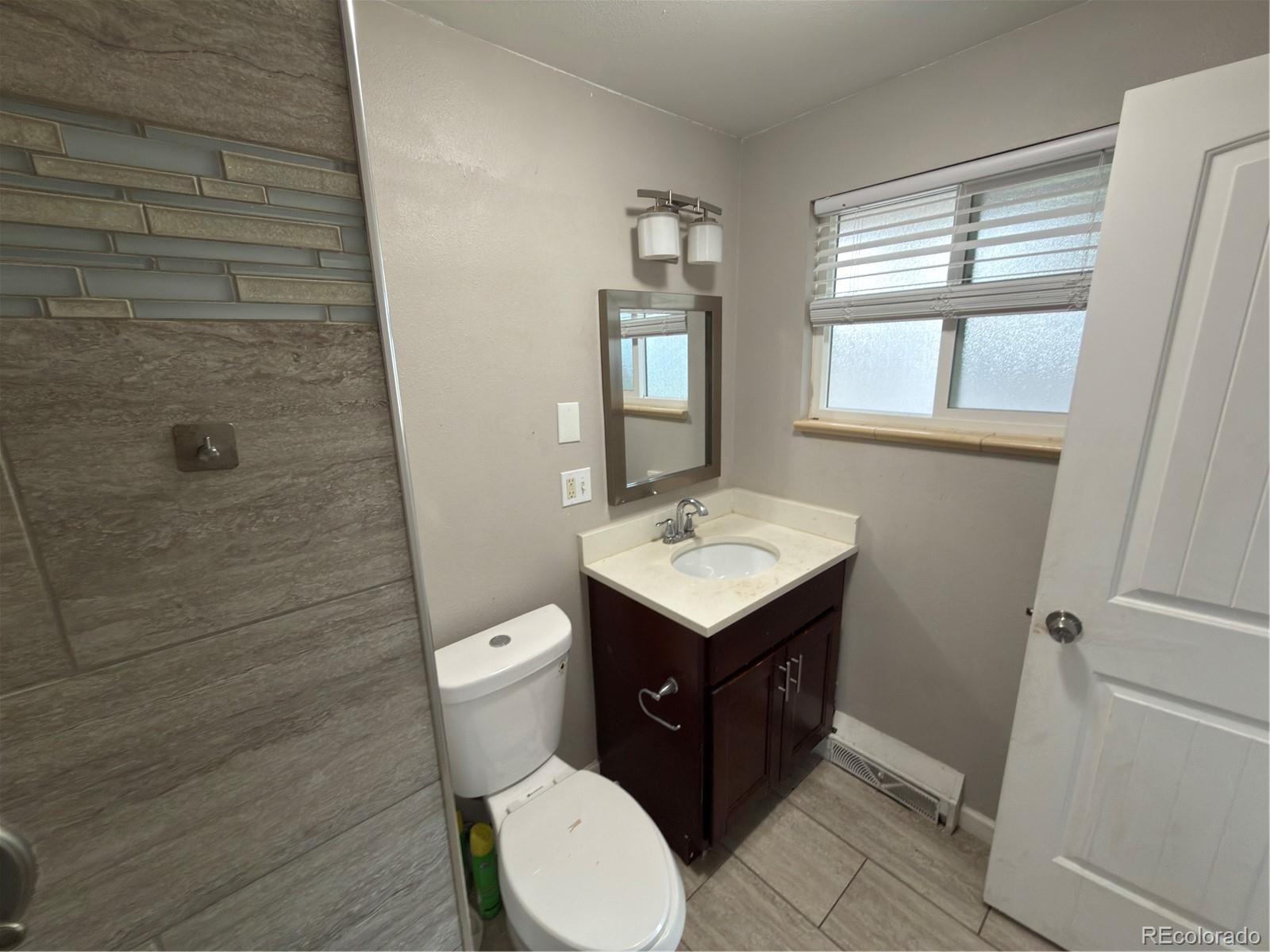 MLS Image #28 for 562 w easter avenue,littleton, Colorado