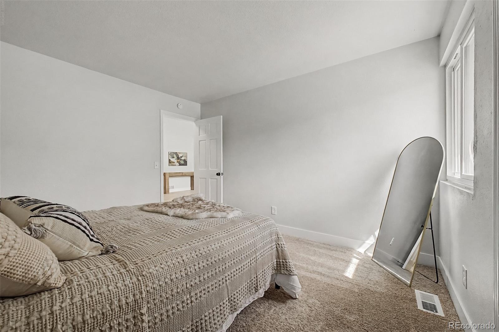 MLS Image #11 for 16069 e radcliff place,aurora, Colorado