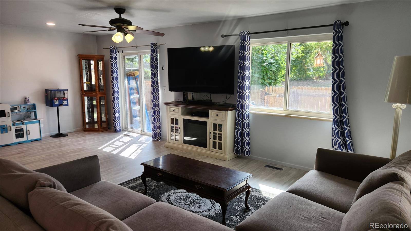 MLS Image #5 for 2557 s dover street 28,lakewood, Colorado