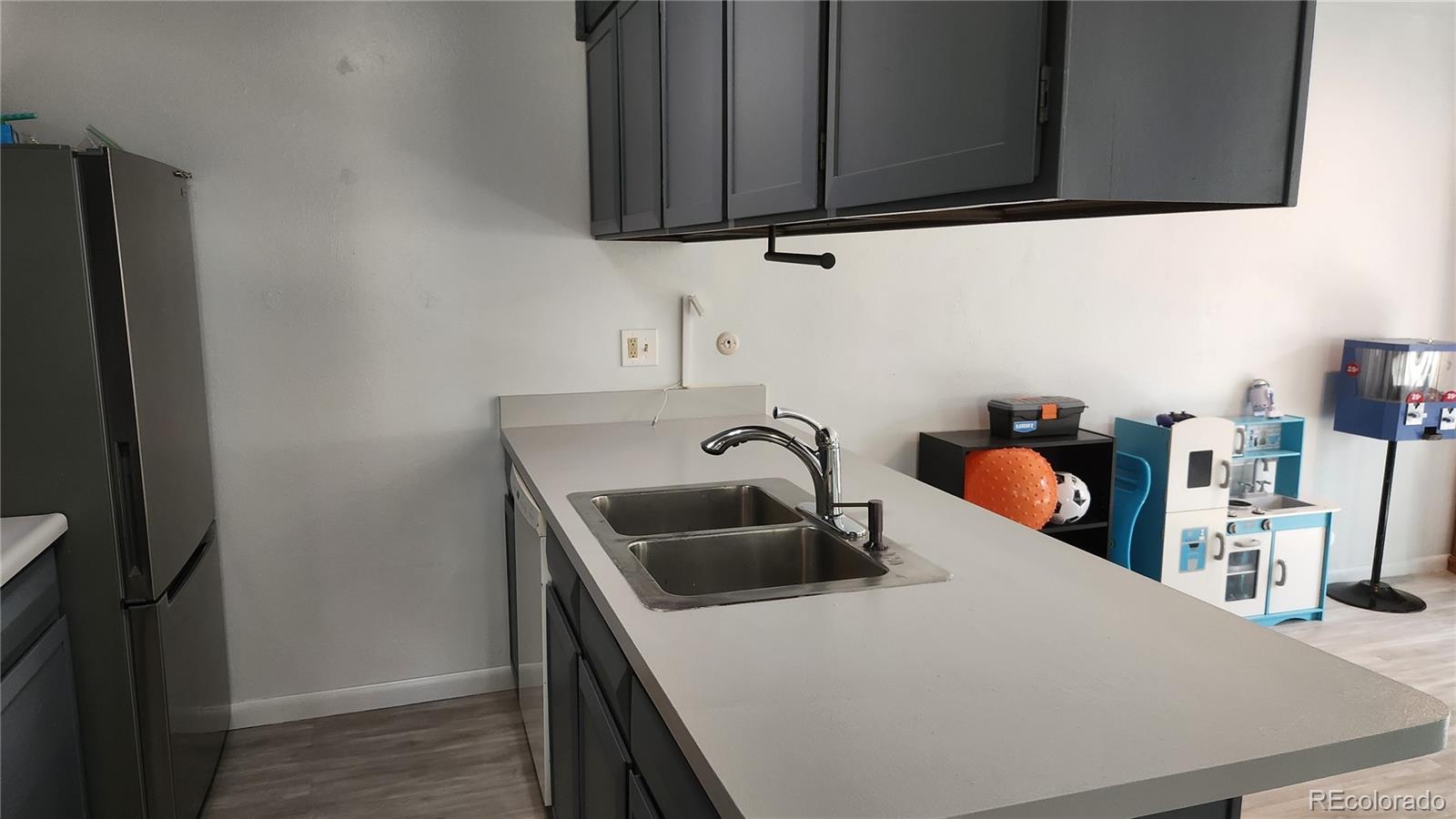 MLS Image #9 for 2557 s dover street 28,lakewood, Colorado