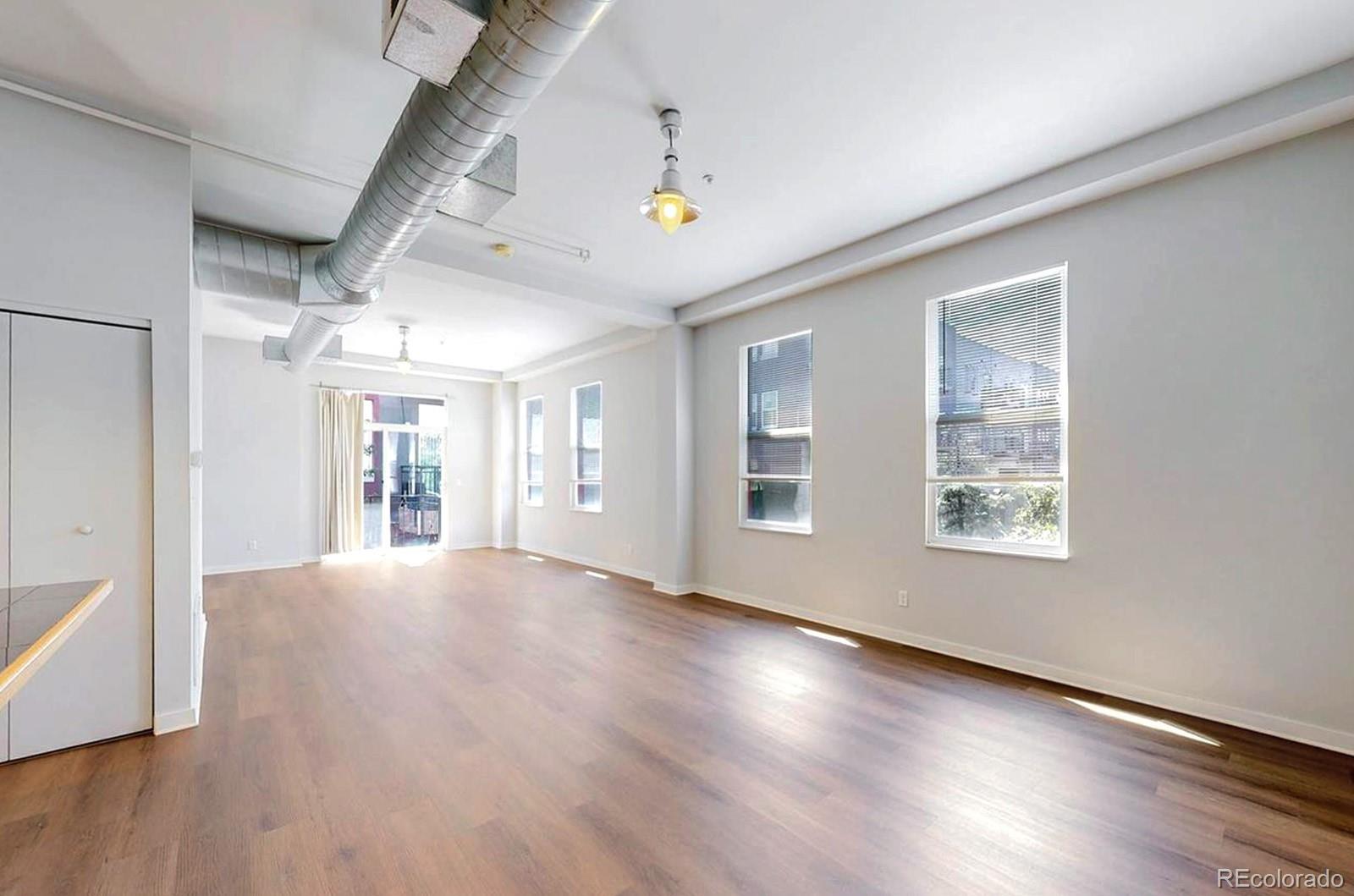 MLS Image #9 for 1521  central street,denver, Colorado