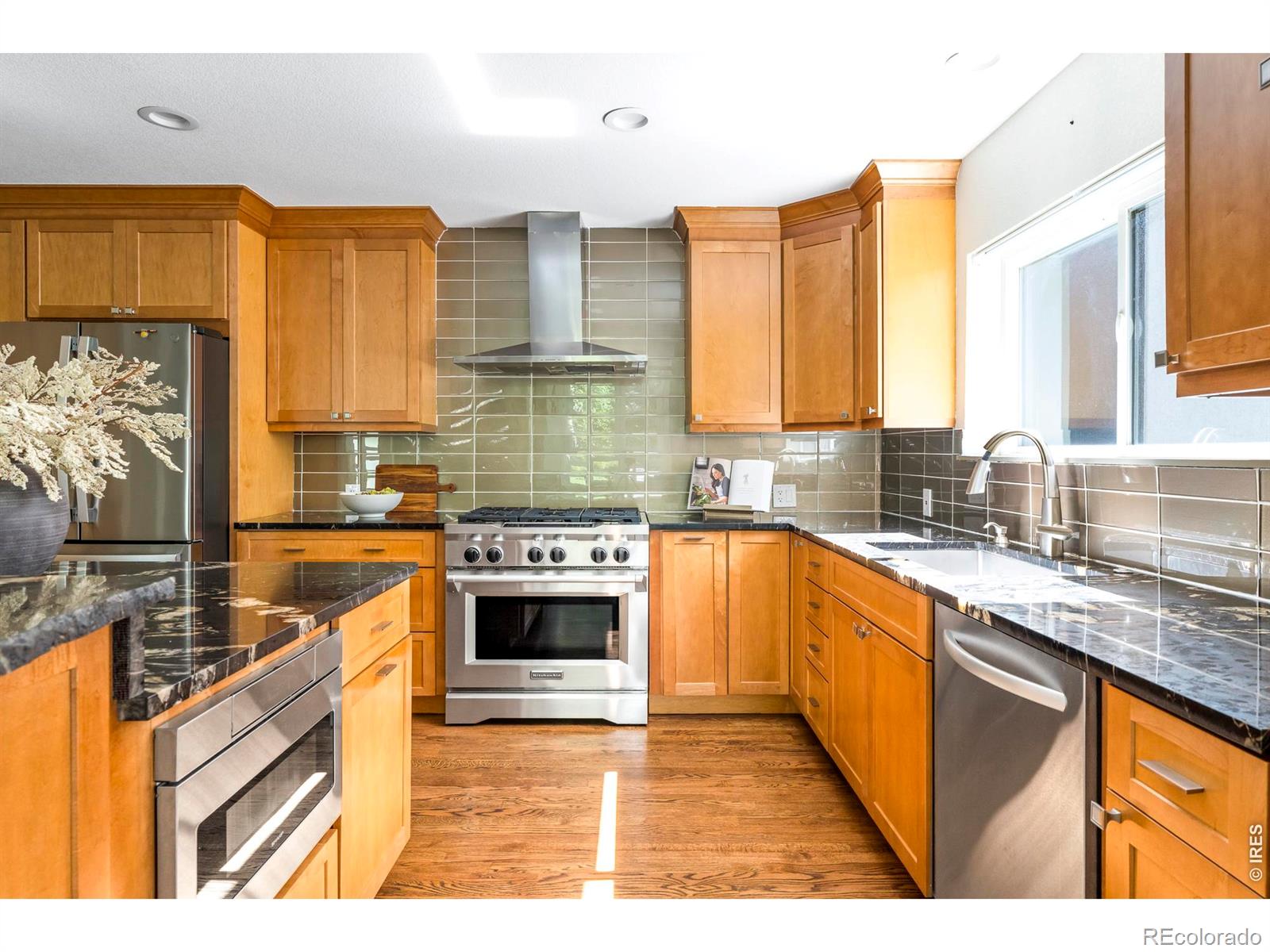 MLS Image #10 for 2748  winding trail drive,boulder, Colorado