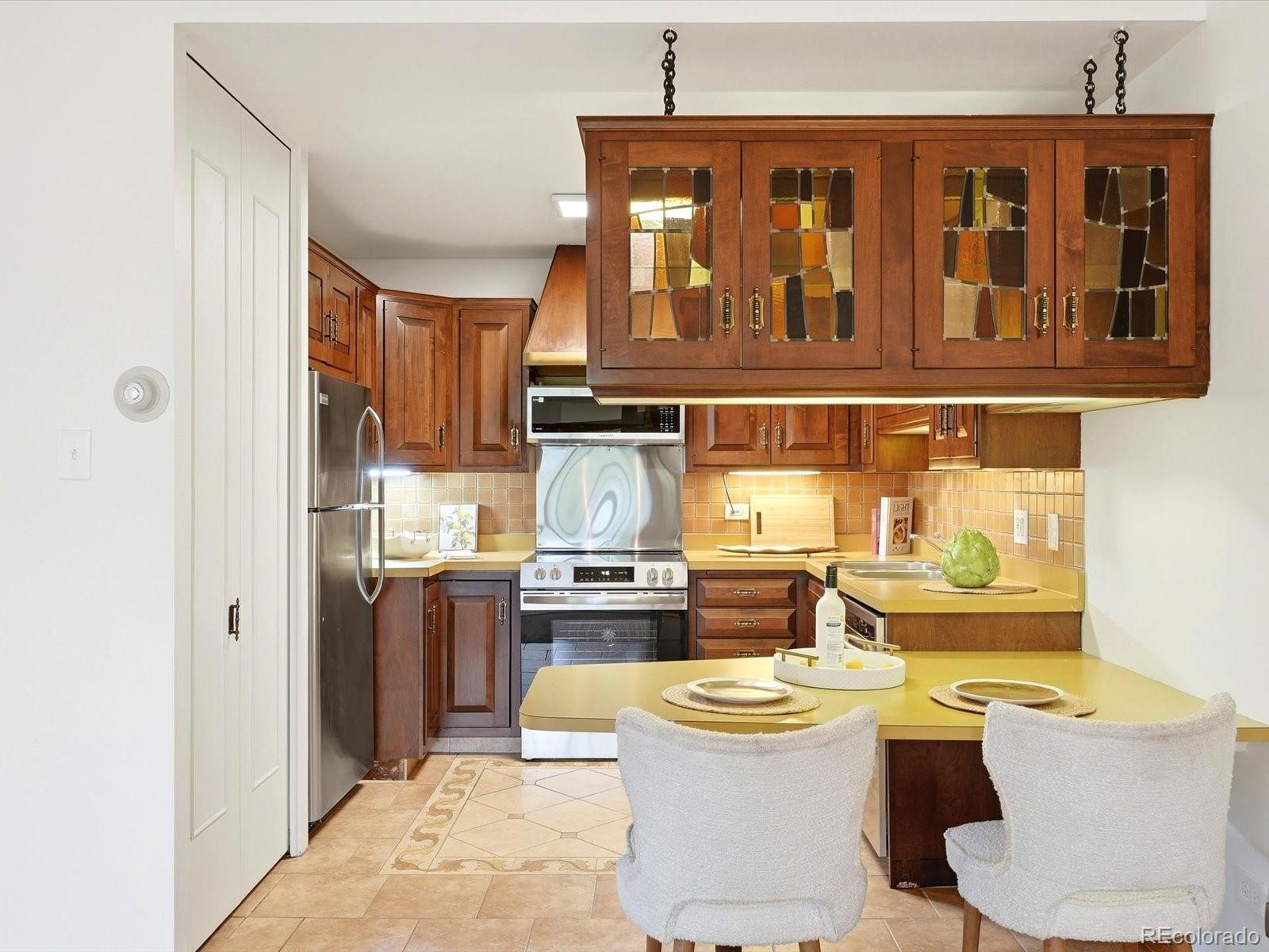 MLS Image #11 for 9360 e center avenue,denver, Colorado