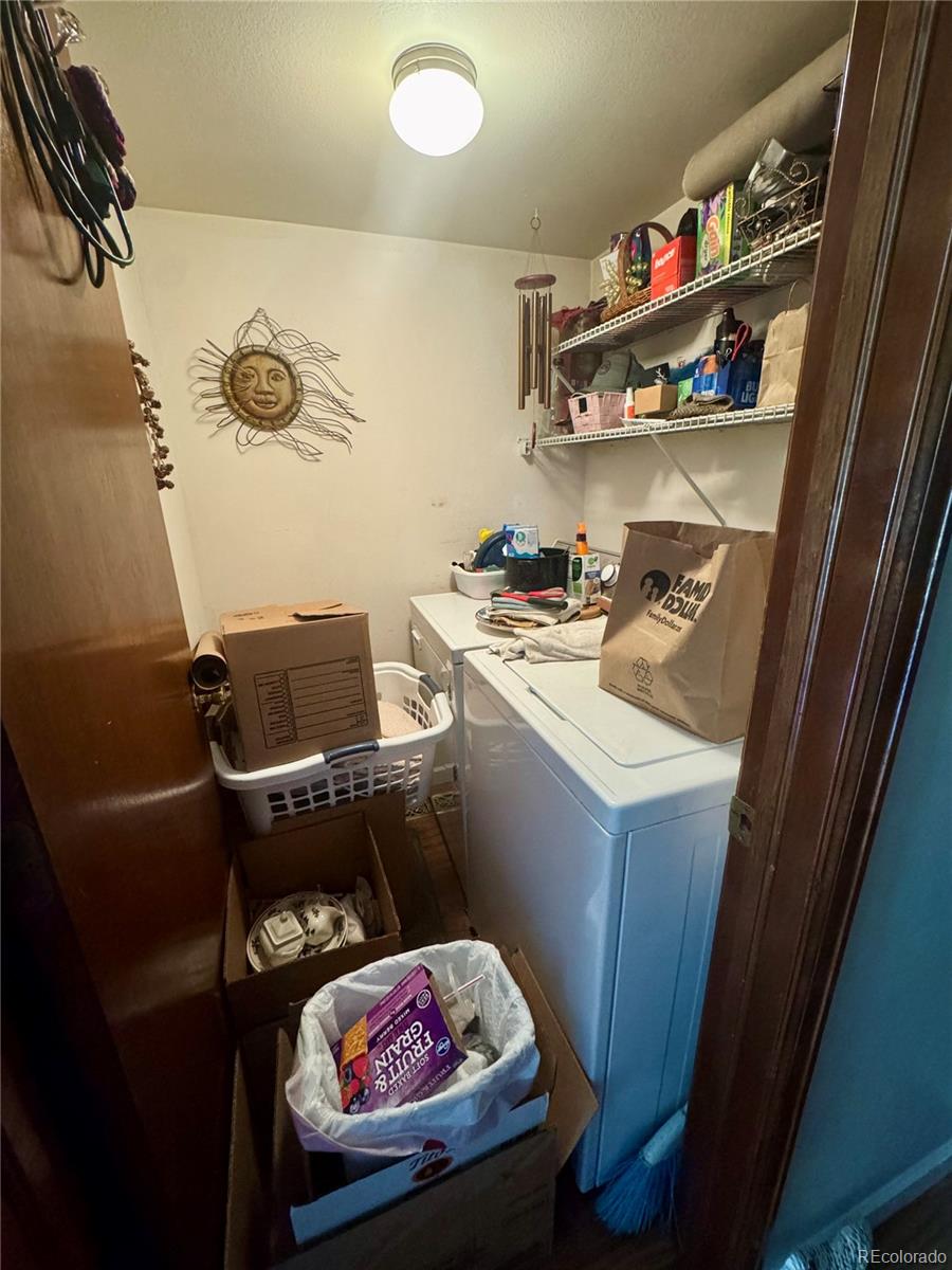 MLS Image #9 for 2896 s sedalia court,aurora, Colorado