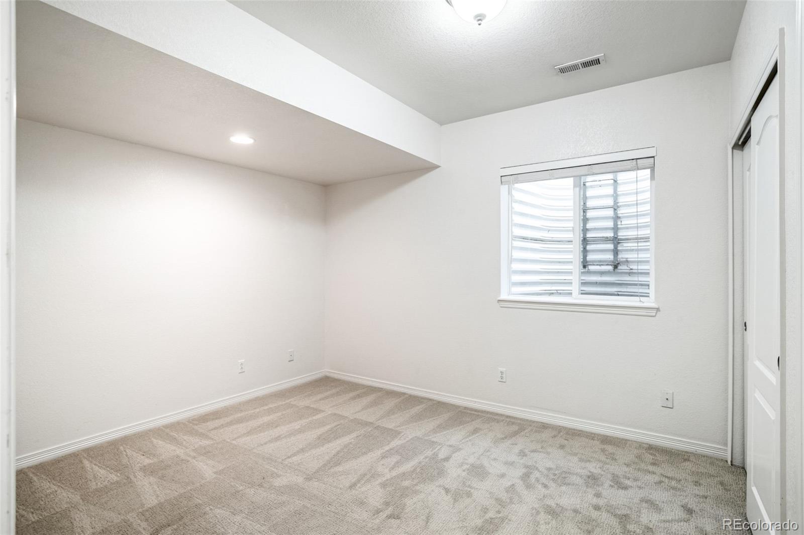 MLS Image #38 for 1770 s poplar street,denver, Colorado