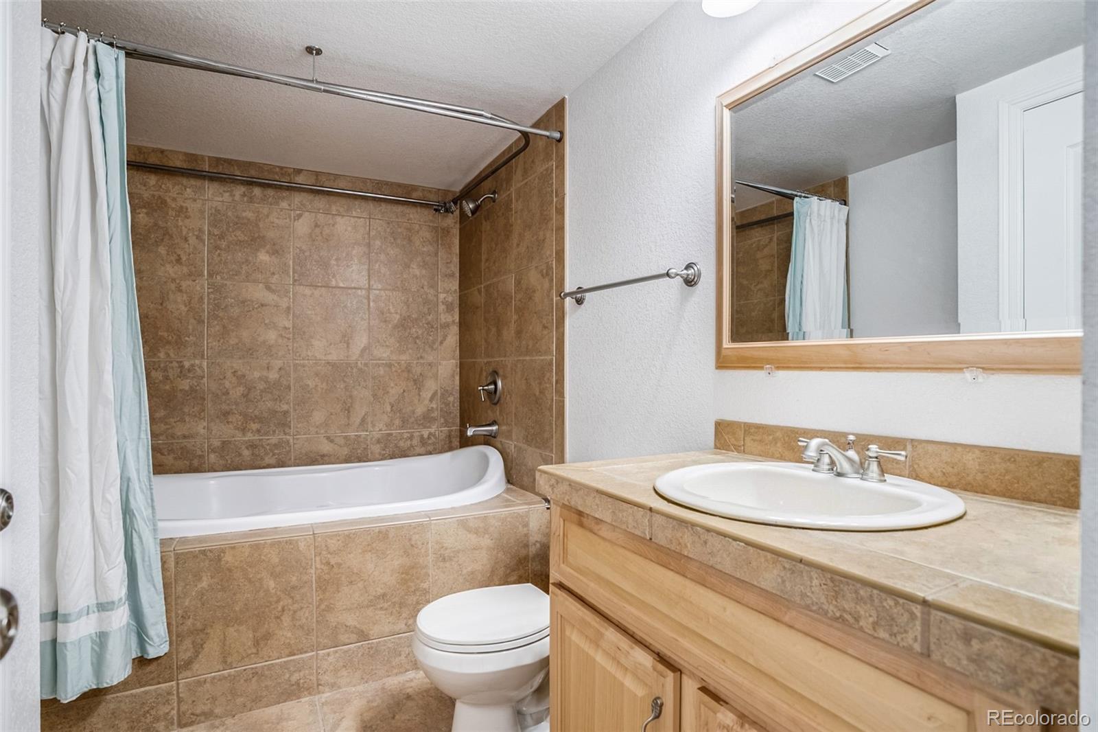 MLS Image #40 for 1770 s poplar street,denver, Colorado