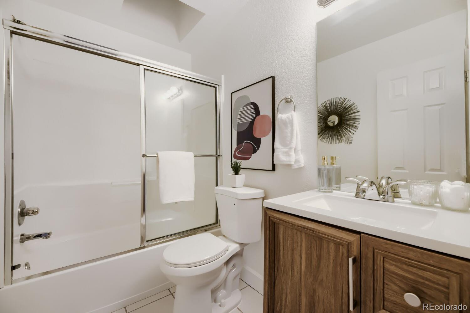 MLS Image #19 for 1629 n clarkson street,denver, Colorado