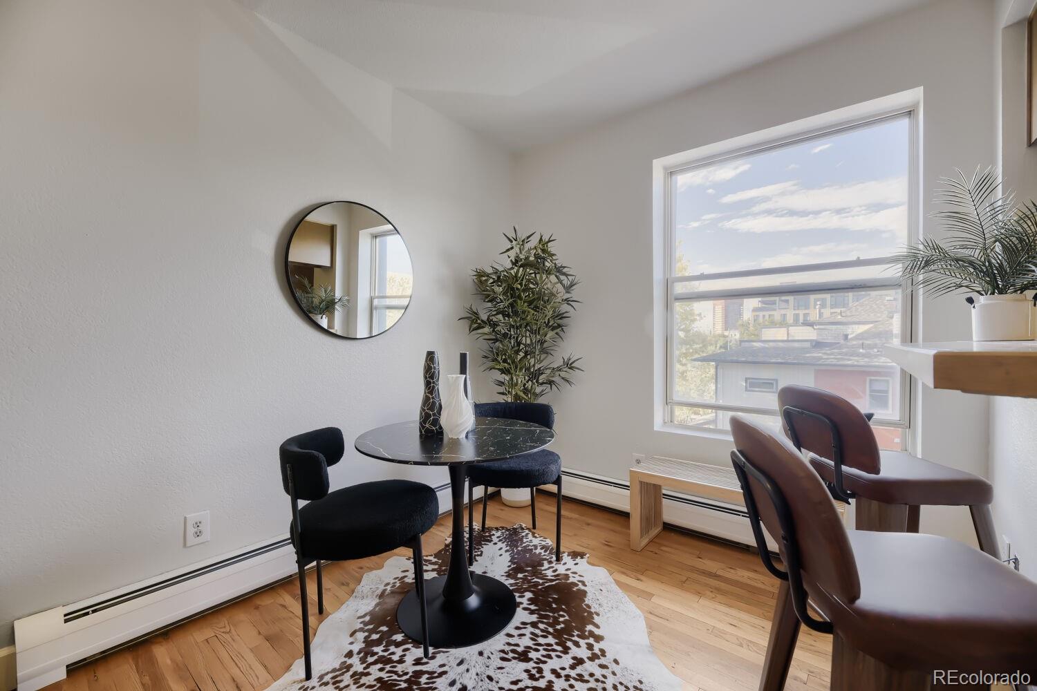MLS Image #9 for 1629 n clarkson street,denver, Colorado