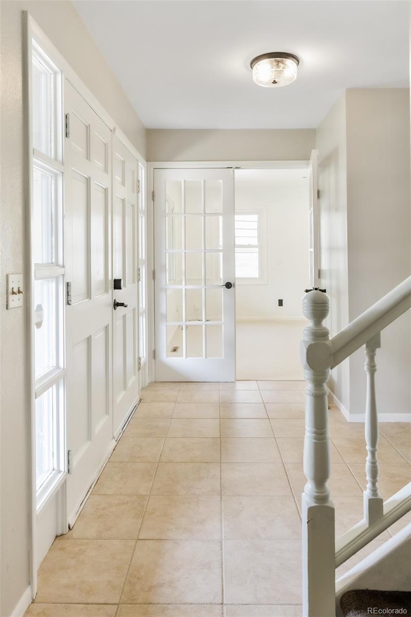 MLS Image #2 for 7970 s poplar way,centennial, Colorado