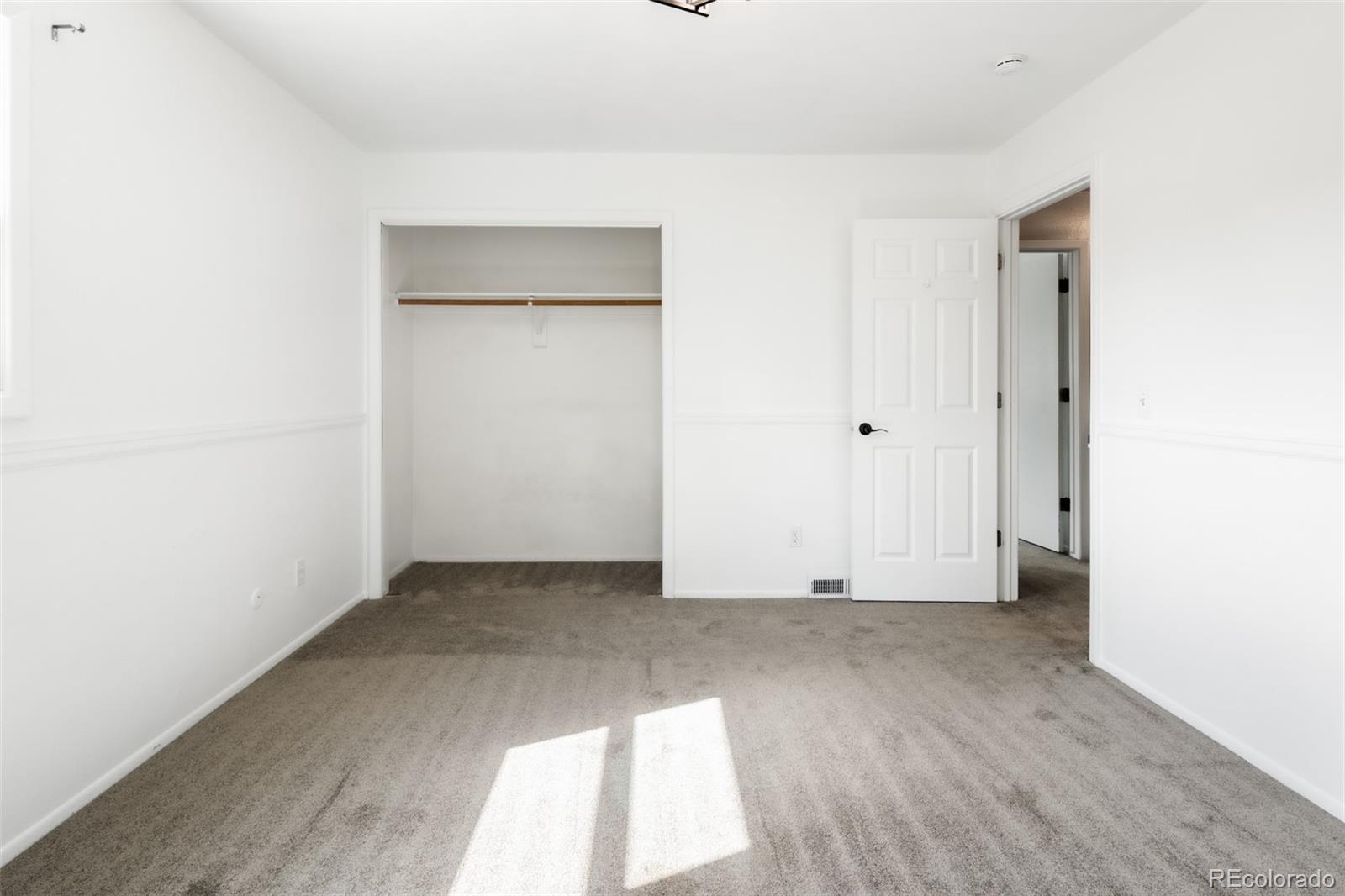 MLS Image #27 for 7970 s poplar way,centennial, Colorado