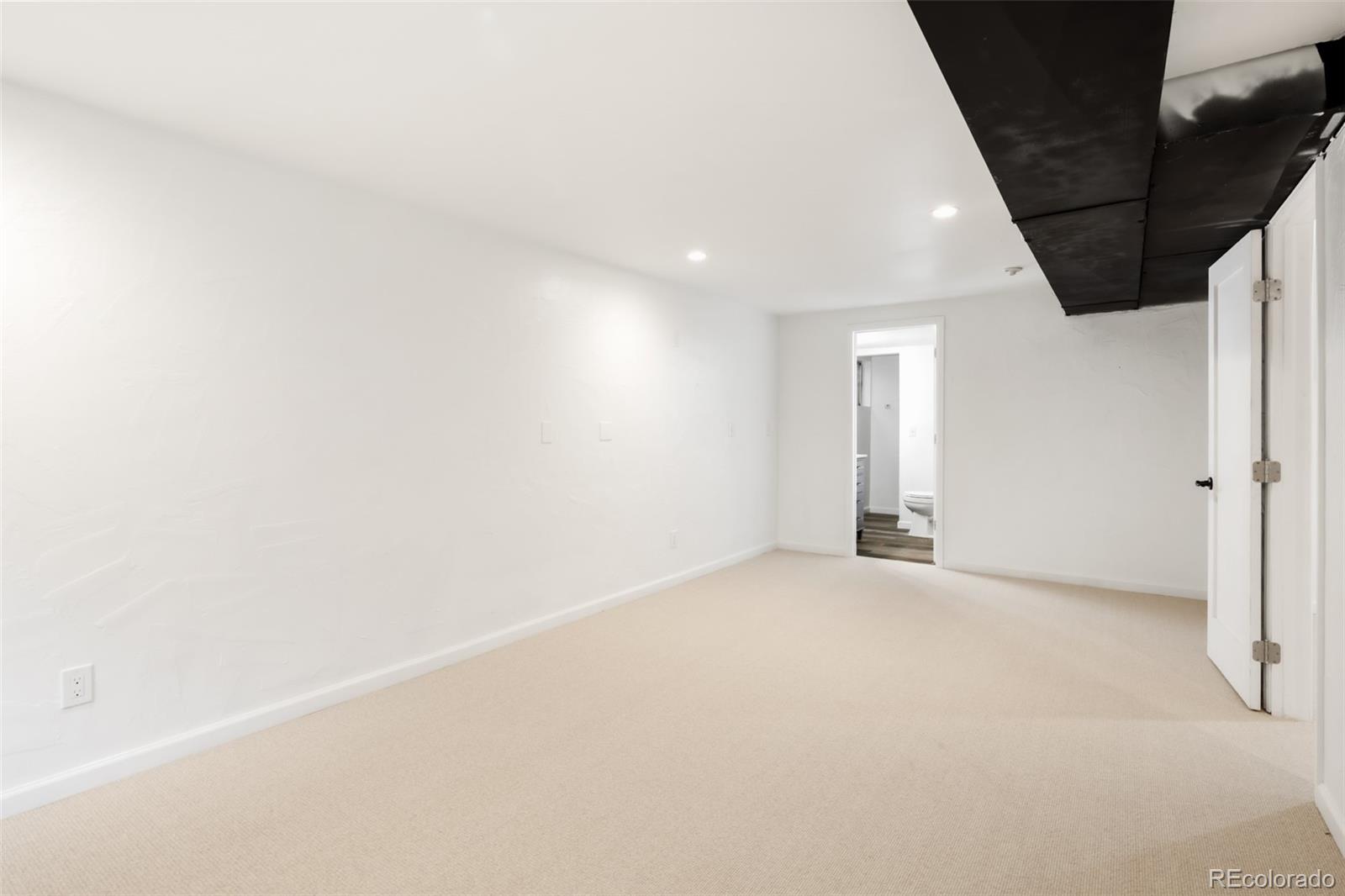 MLS Image #31 for 7970 s poplar way,centennial, Colorado