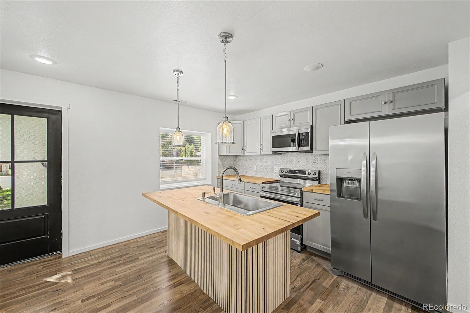 MLS Image #11 for 1926  xenia street,denver, Colorado