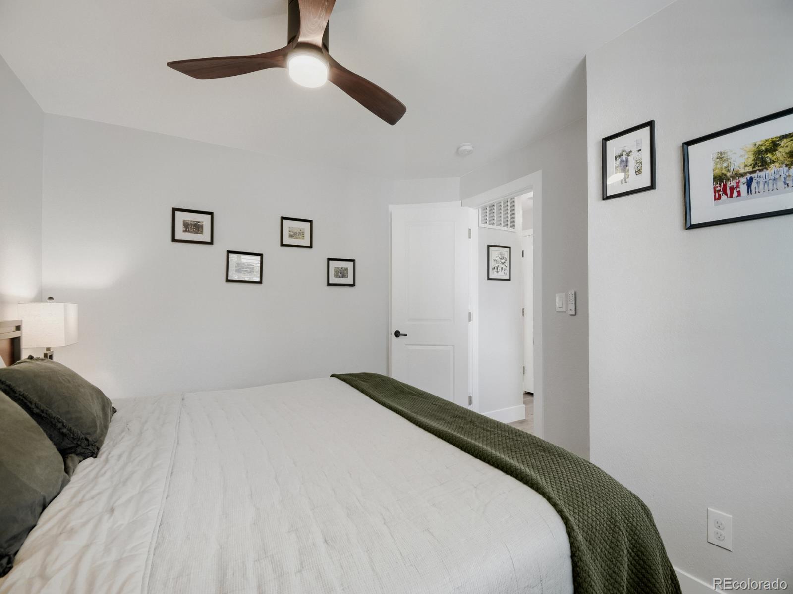 MLS Image #12 for 3065  holly street,denver, Colorado