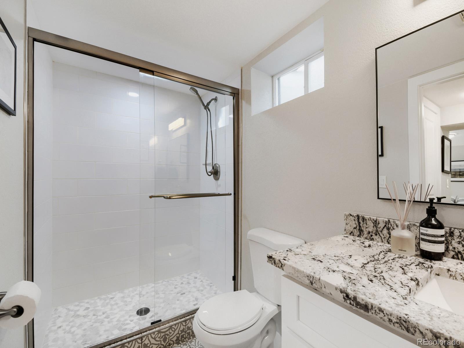 MLS Image #20 for 3065  holly street,denver, Colorado