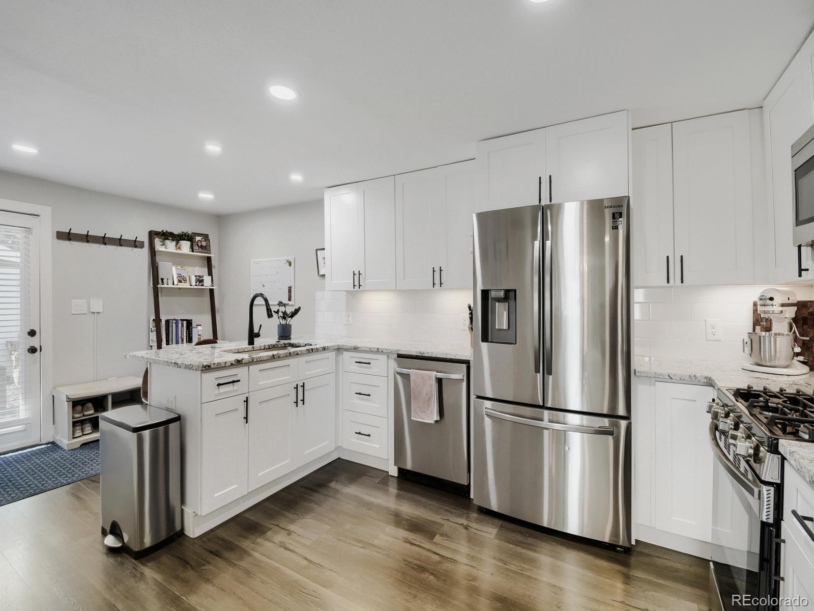 MLS Image #9 for 3065  holly street,denver, Colorado