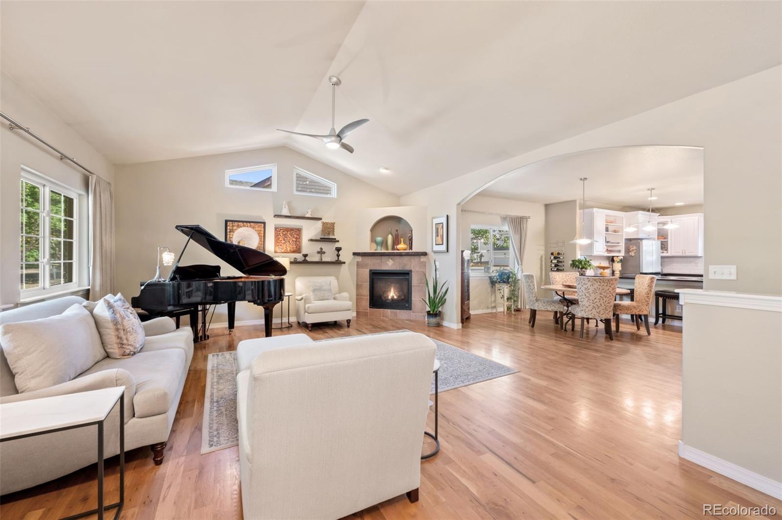 MLS Image #3 for 204  hubbell street,berthoud, Colorado