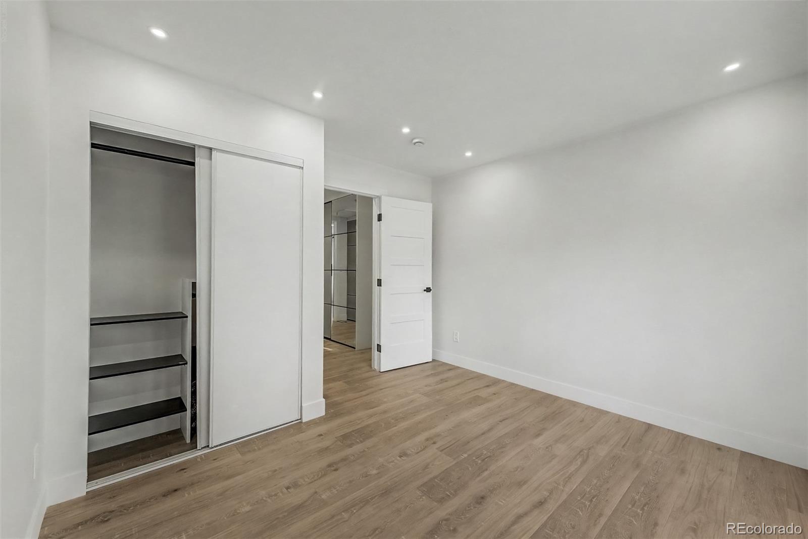 MLS Image #25 for 1450 s glencoe street,denver, Colorado