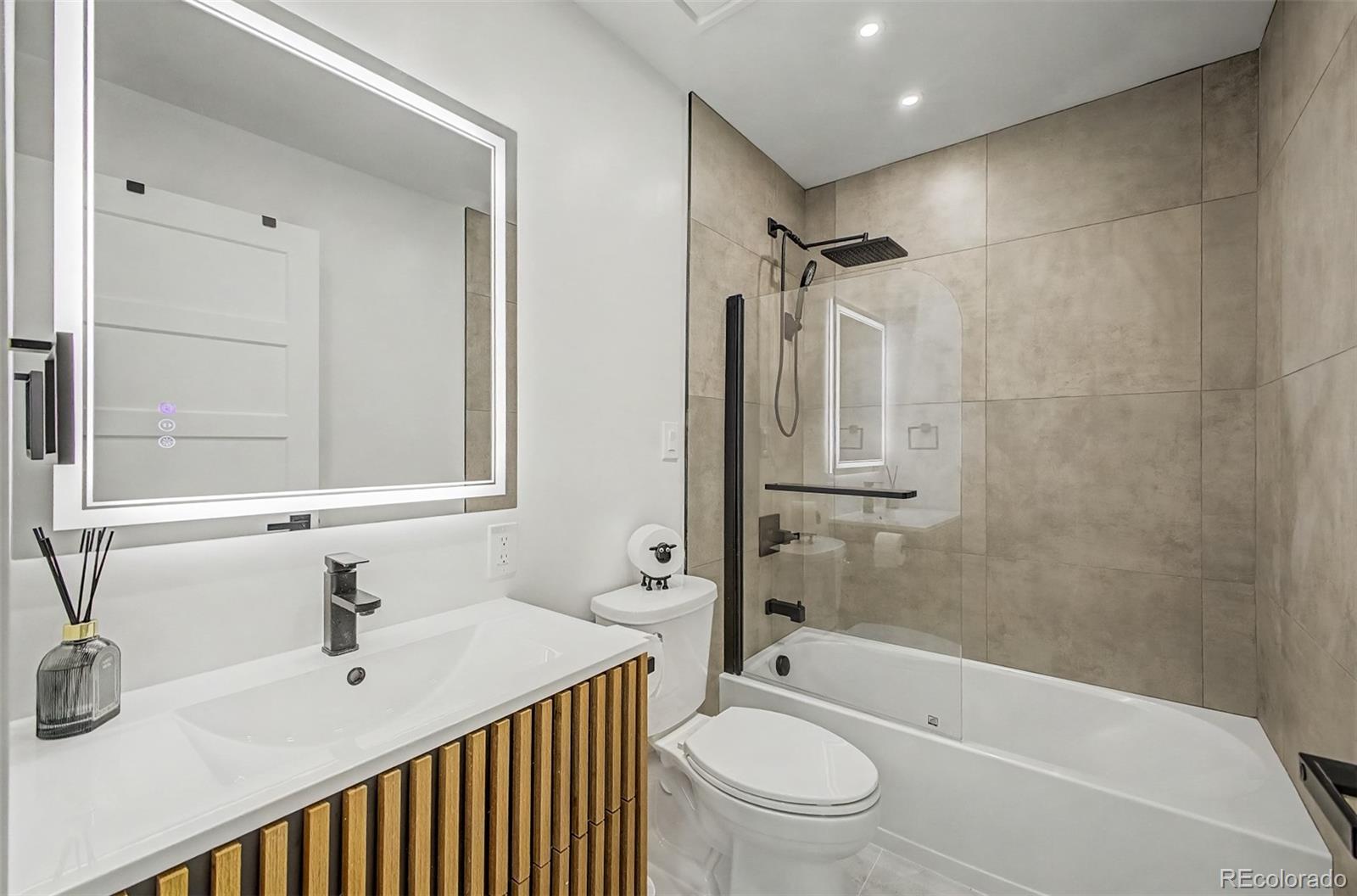 MLS Image #34 for 1450 s glencoe street,denver, Colorado