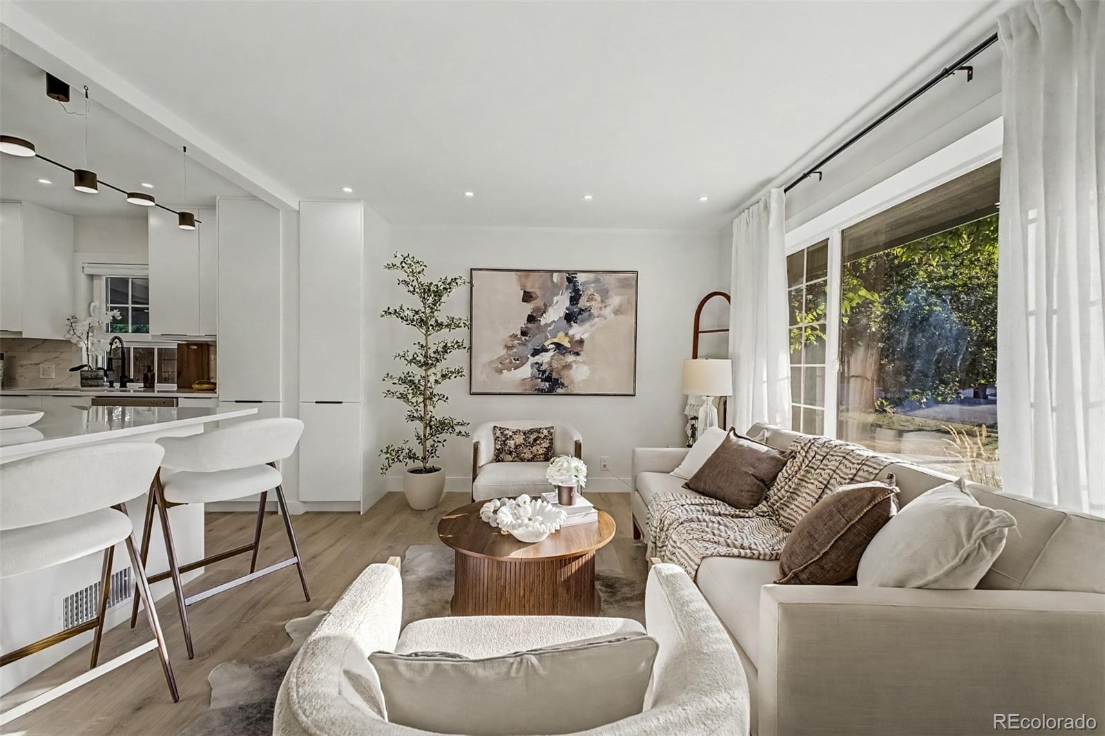 MLS Image #7 for 1450 s glencoe street,denver, Colorado