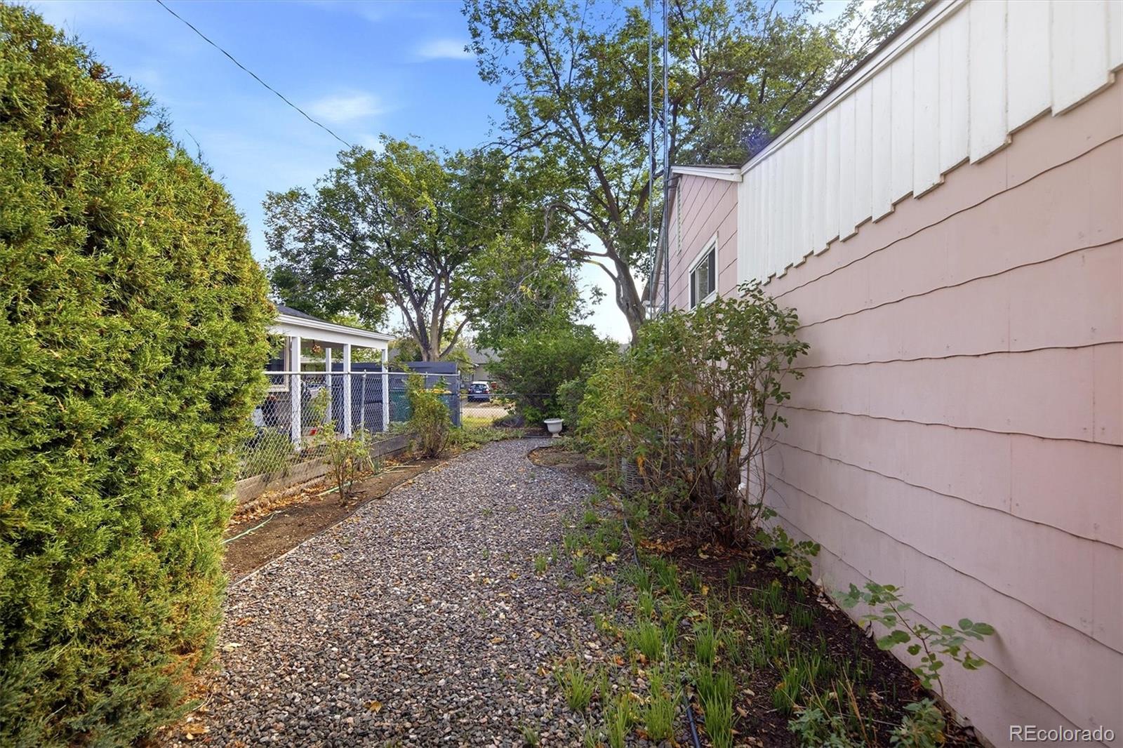 MLS Image #22 for 1041  florence street,aurora, Colorado