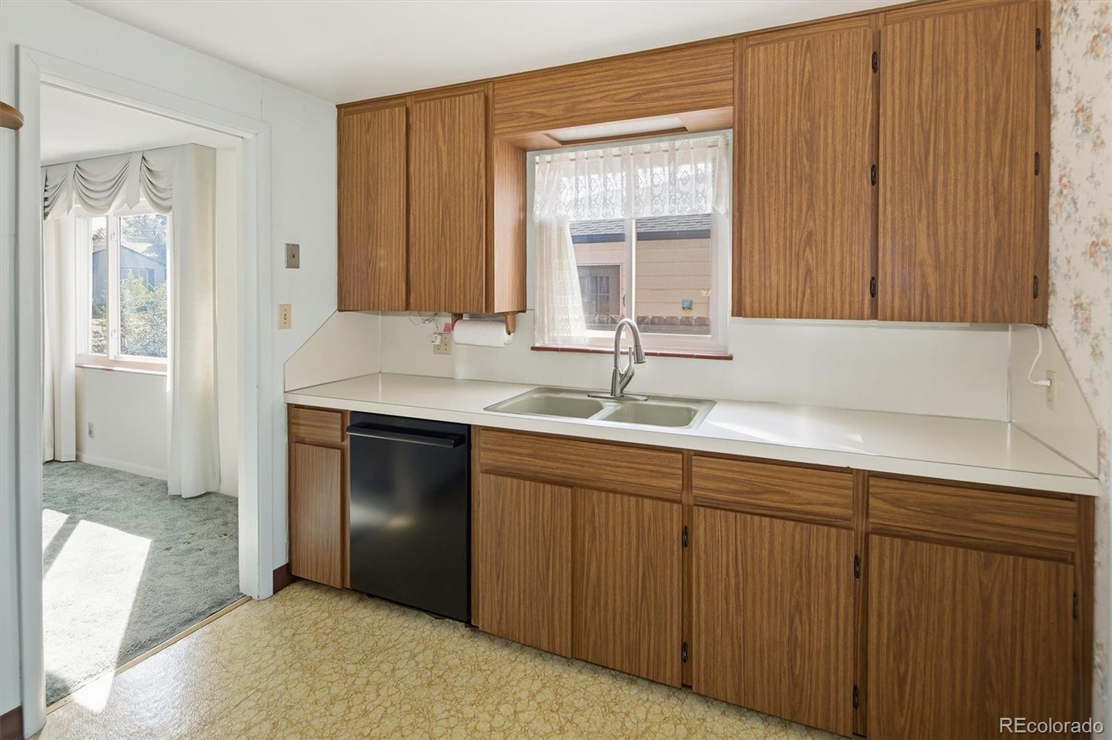 MLS Image #4 for 1041  florence street,aurora, Colorado