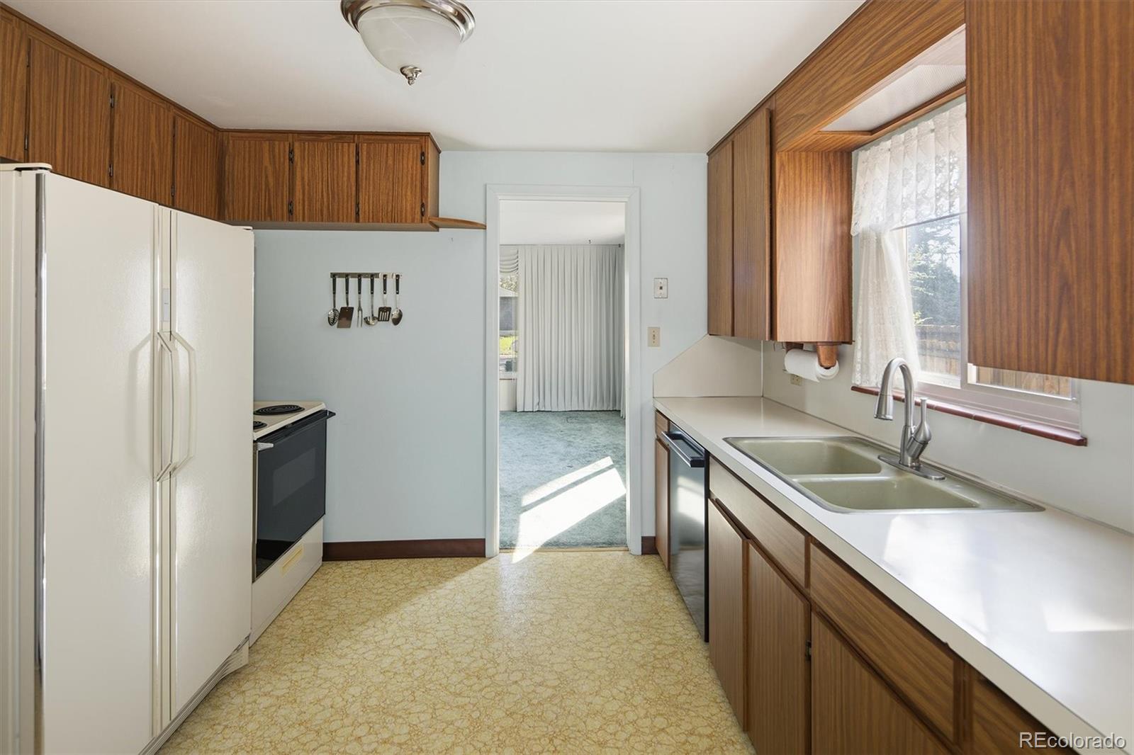MLS Image #5 for 1041  florence street,aurora, Colorado