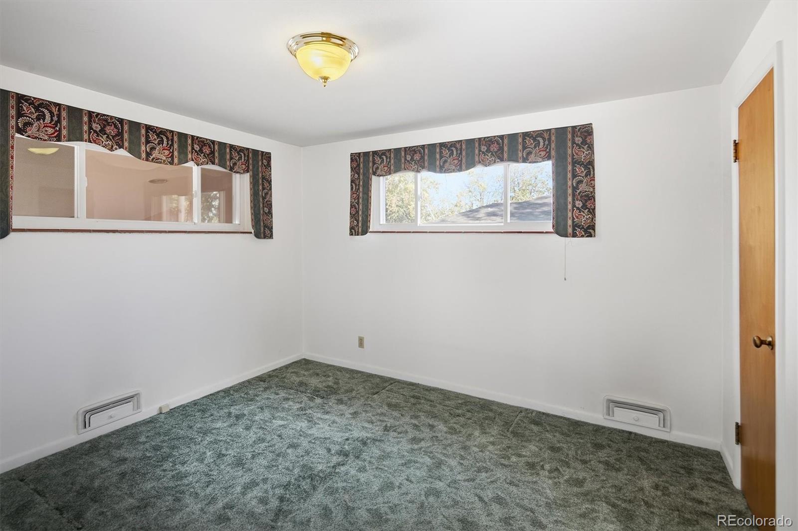 MLS Image #9 for 1041  florence street,aurora, Colorado