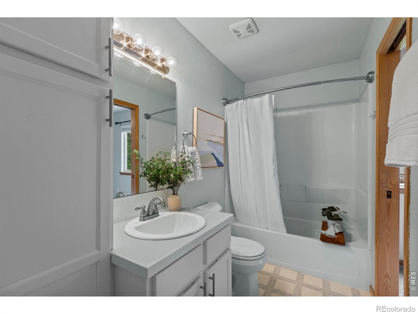 MLS Image #14 for 972  winona circle,loveland, Colorado