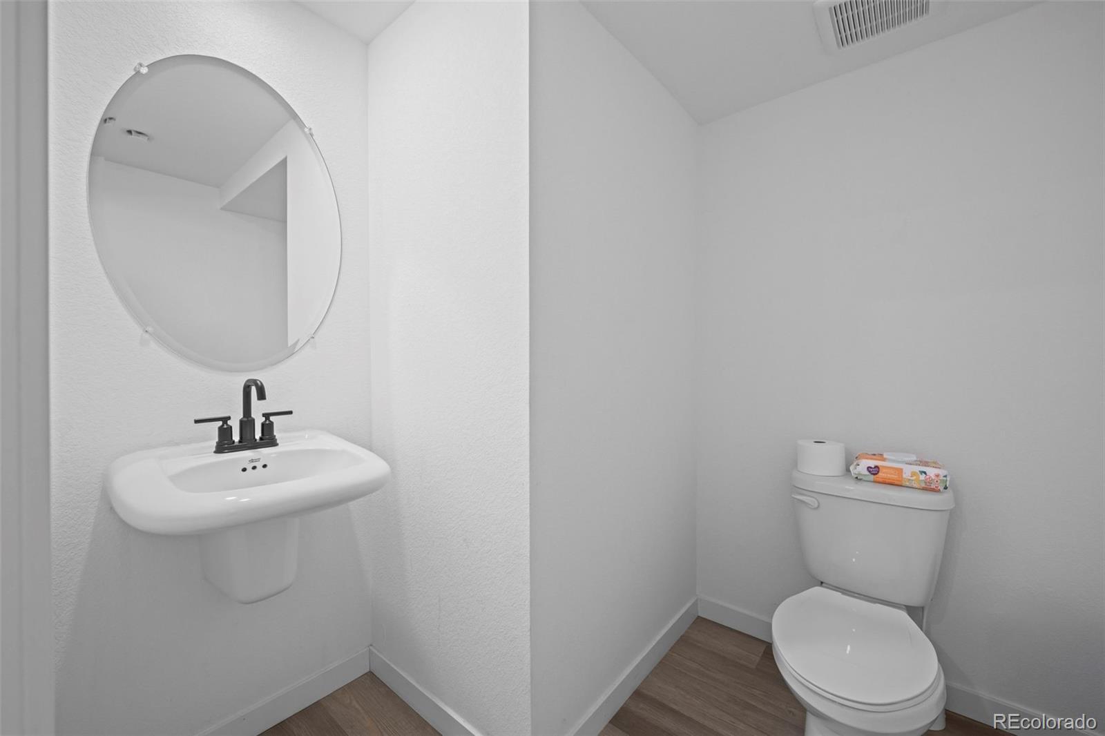 MLS Image #11 for 27602 e 1st avenue,aurora, Colorado