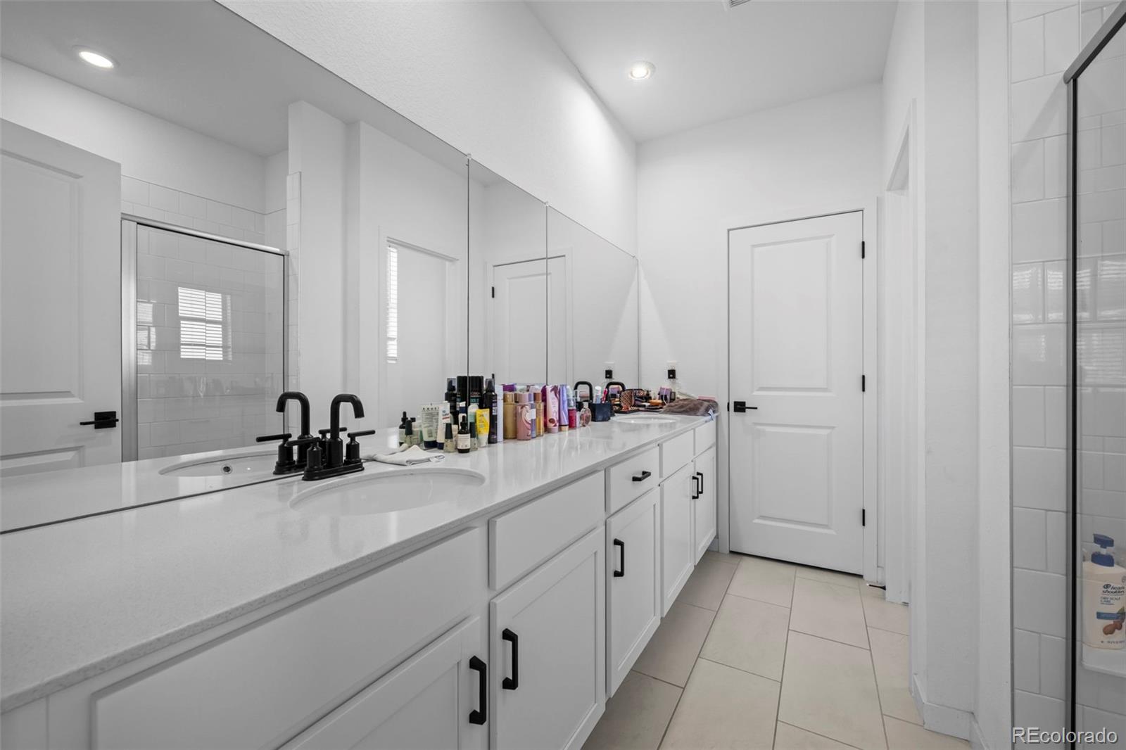 MLS Image #20 for 27602 e 1st avenue,aurora, Colorado