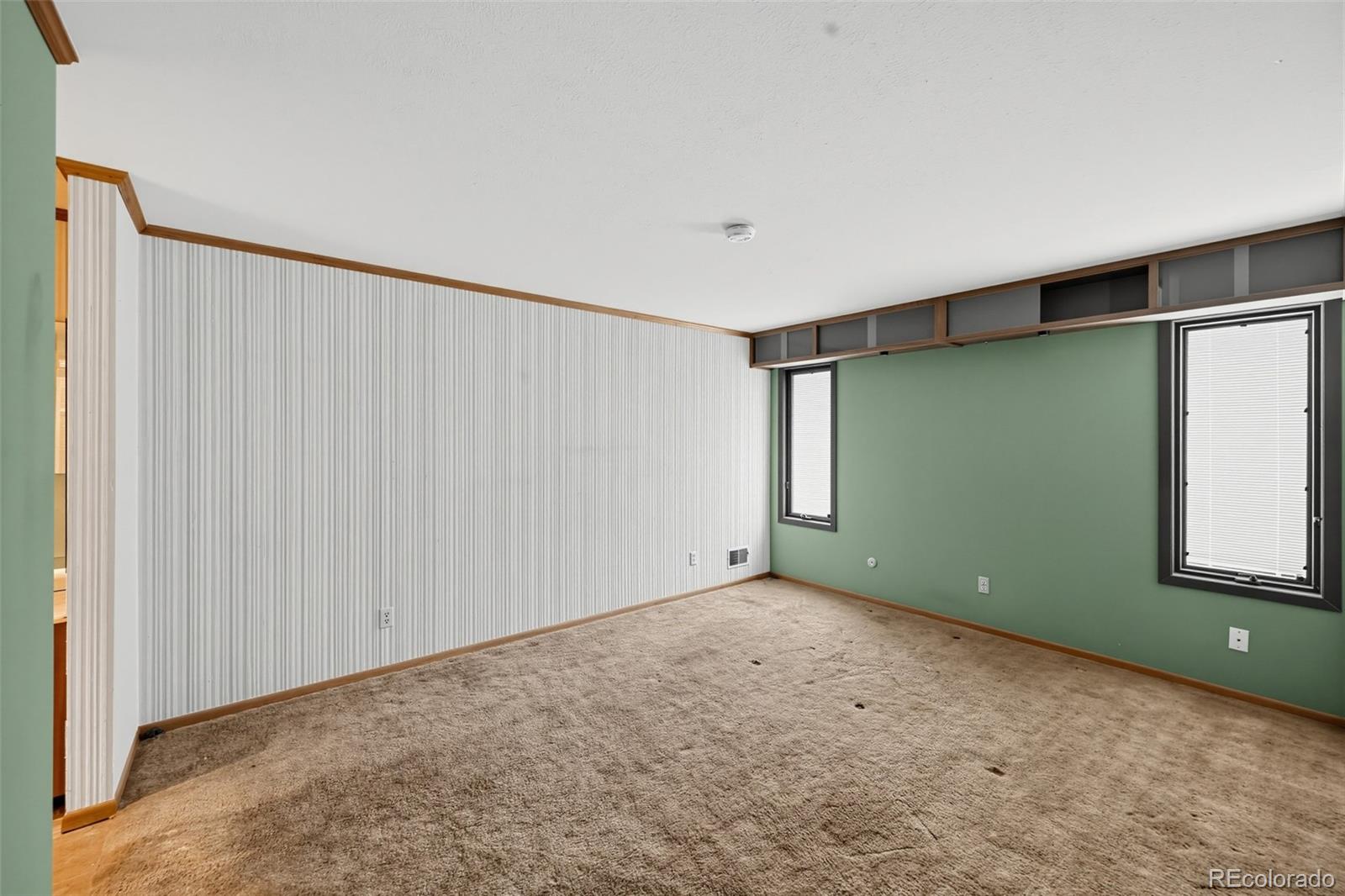 MLS Image #10 for 1050 s monaco street parkway 115,denver, Colorado