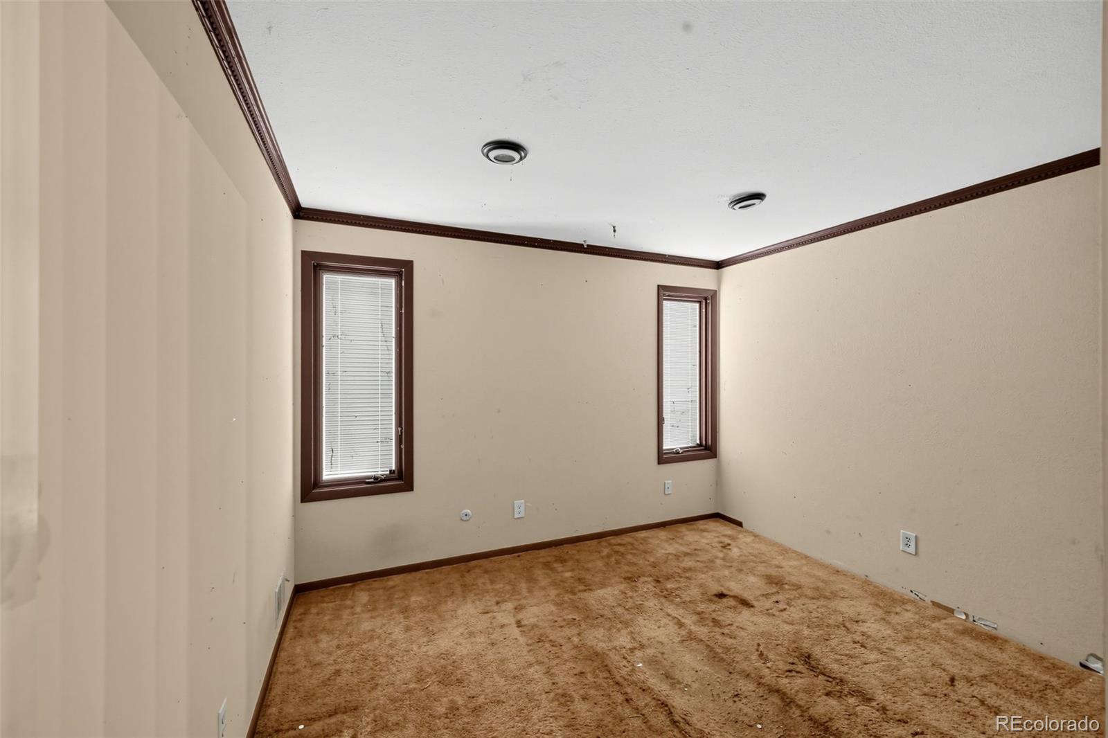 MLS Image #9 for 1050 s monaco street parkway 115,denver, Colorado