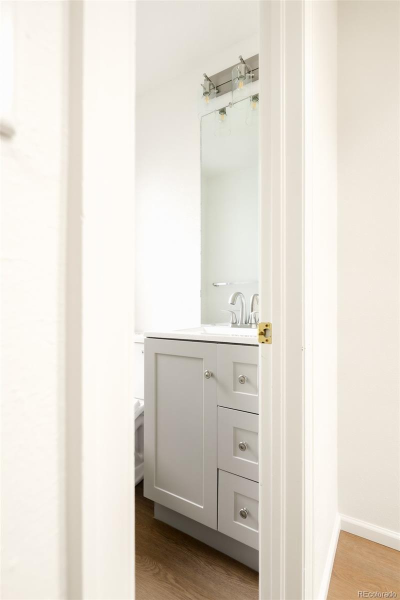 MLS Image #21 for 9058 w plymouth avenue,littleton, Colorado