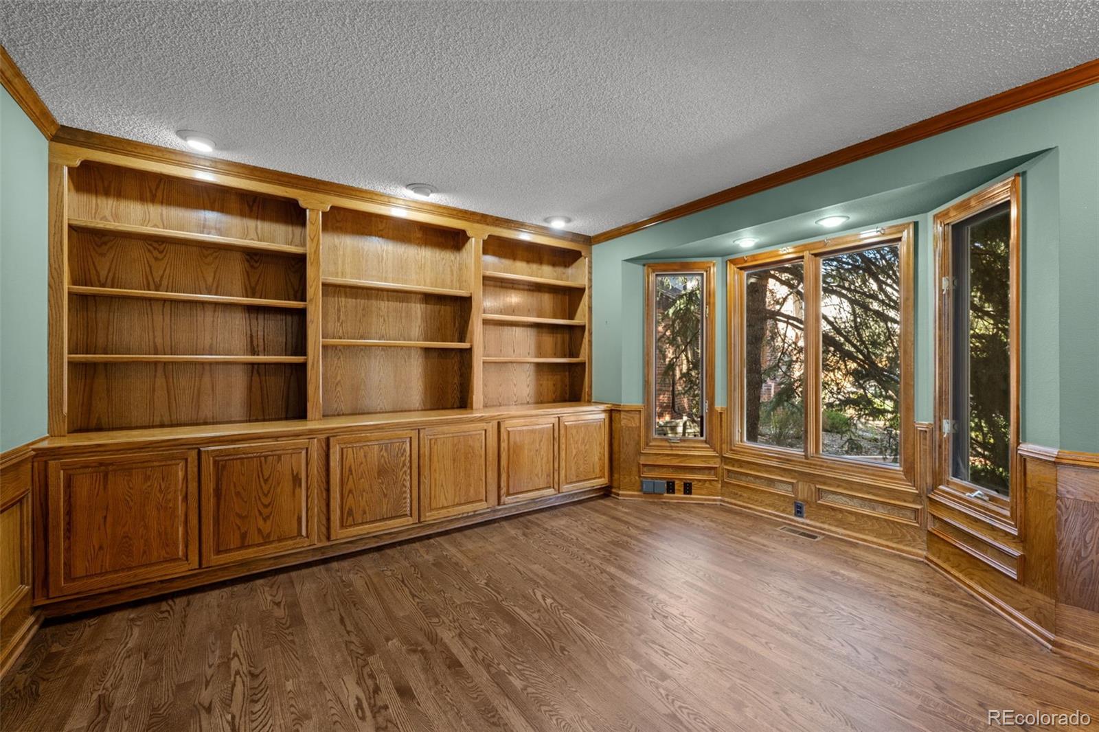 MLS Image #14 for 5694 s laredo street,centennial, Colorado