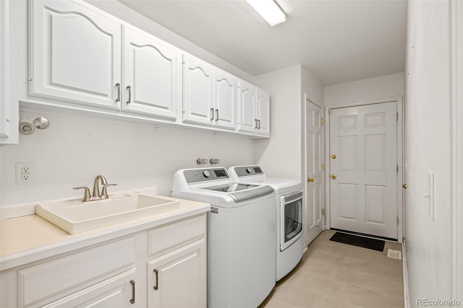 MLS Image #17 for 5694 s laredo street,centennial, Colorado