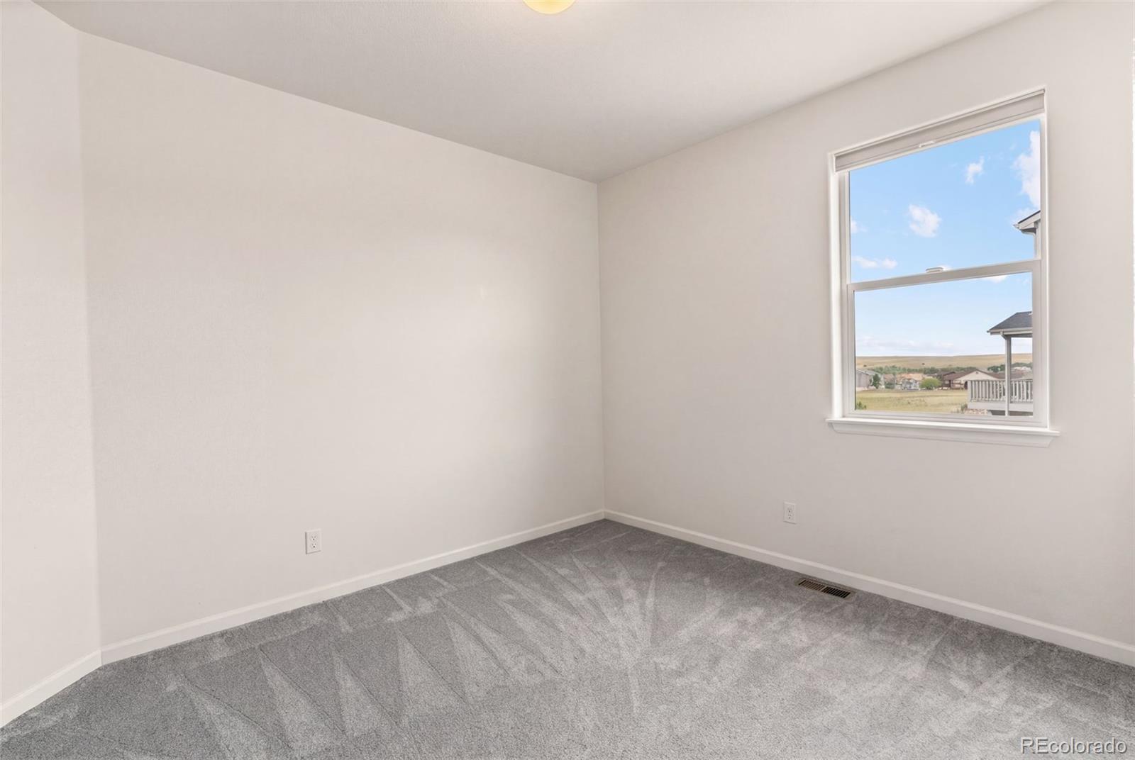 MLS Image #22 for 5522  bear creek loop,elizabeth, Colorado