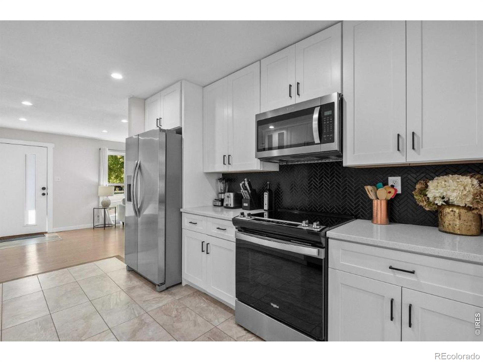 MLS Image #7 for 5330  johnson street,arvada, Colorado