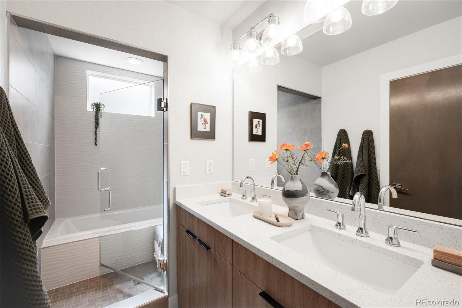 MLS Image #18 for 1171 n birch street,denver, Colorado