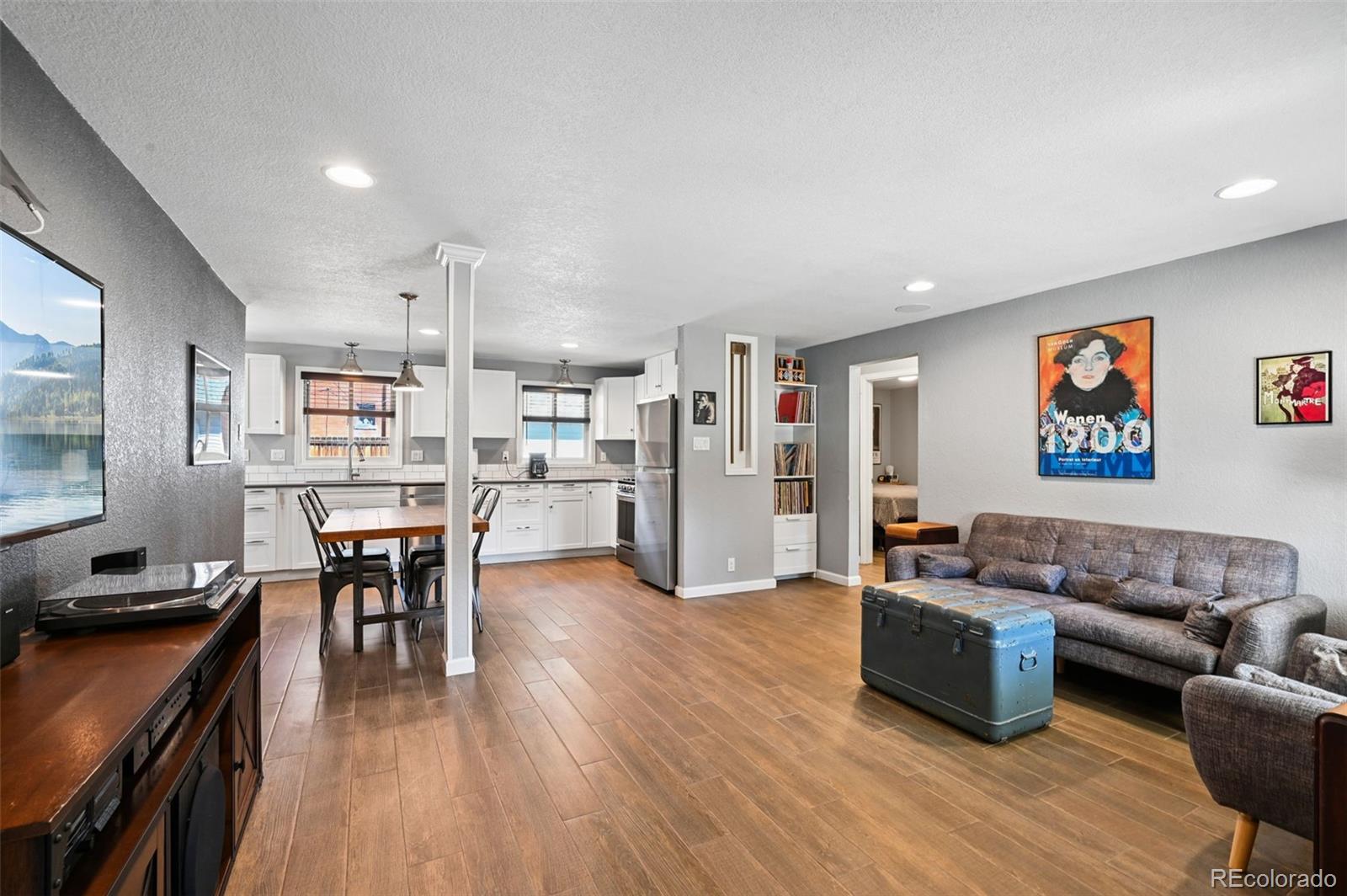 MLS Image #5 for 2001 w 46th avenue,denver, Colorado