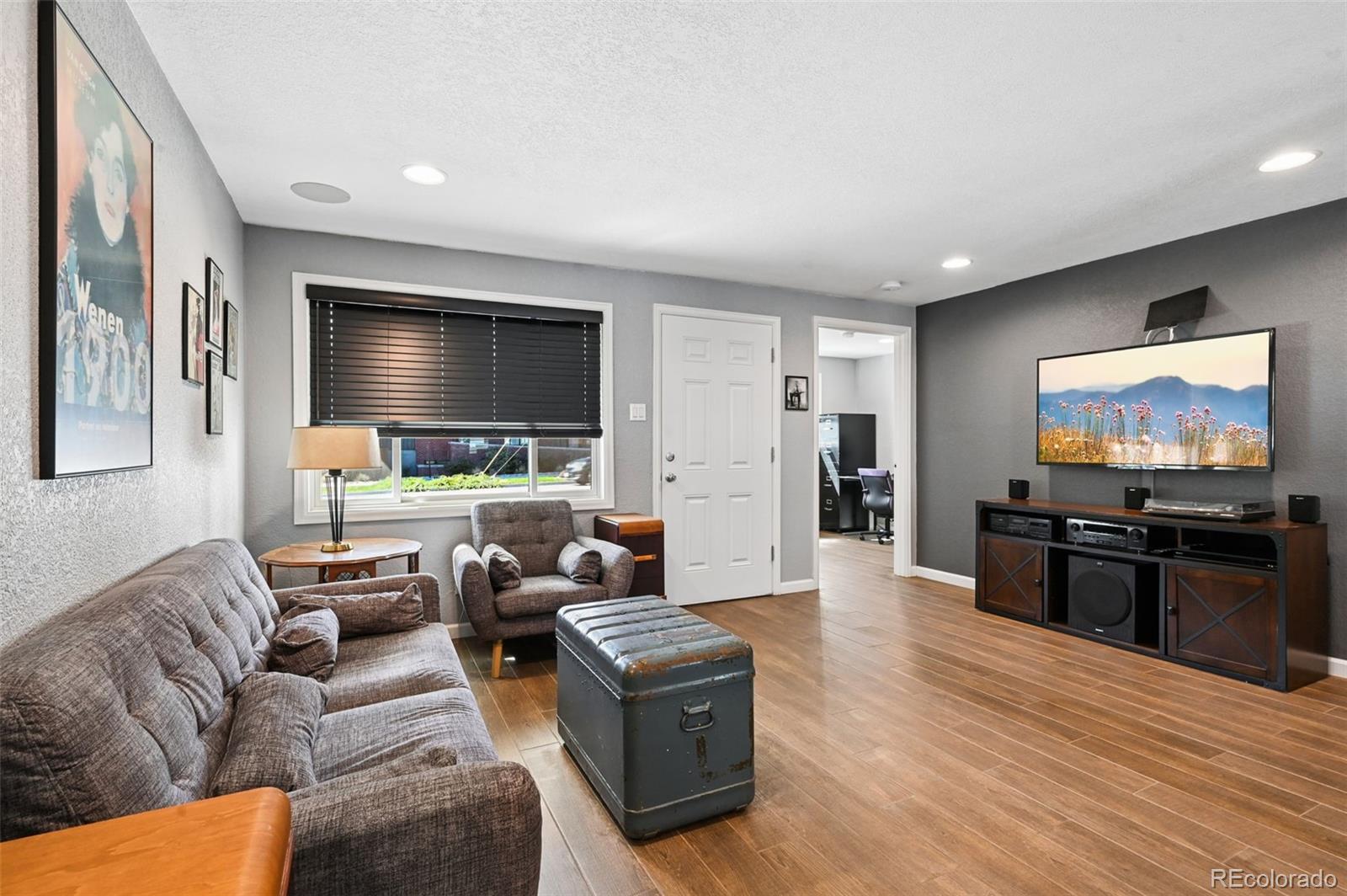 MLS Image #7 for 2001 w 46th avenue,denver, Colorado
