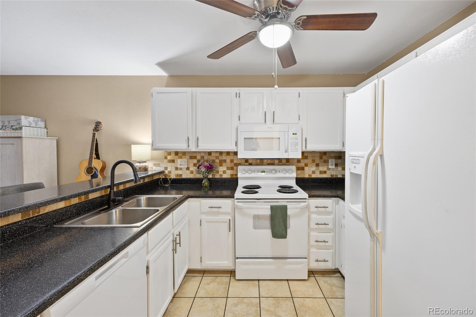 MLS Image #10 for 17478 e rice circle,aurora, Colorado