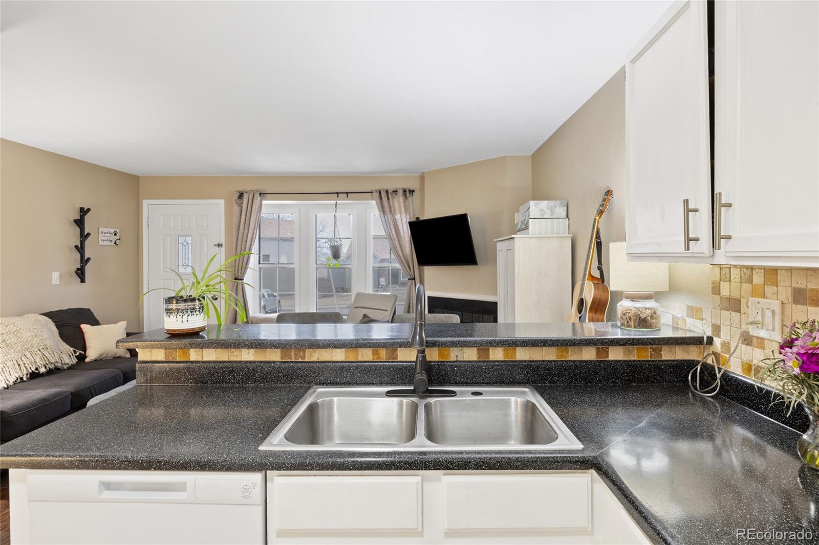 MLS Image #12 for 17478 e rice circle,aurora, Colorado