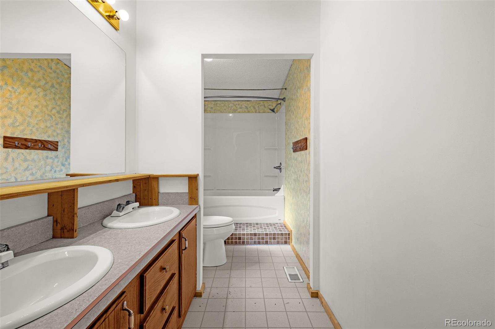 MLS Image #10 for 22  silver trail,florissant, Colorado