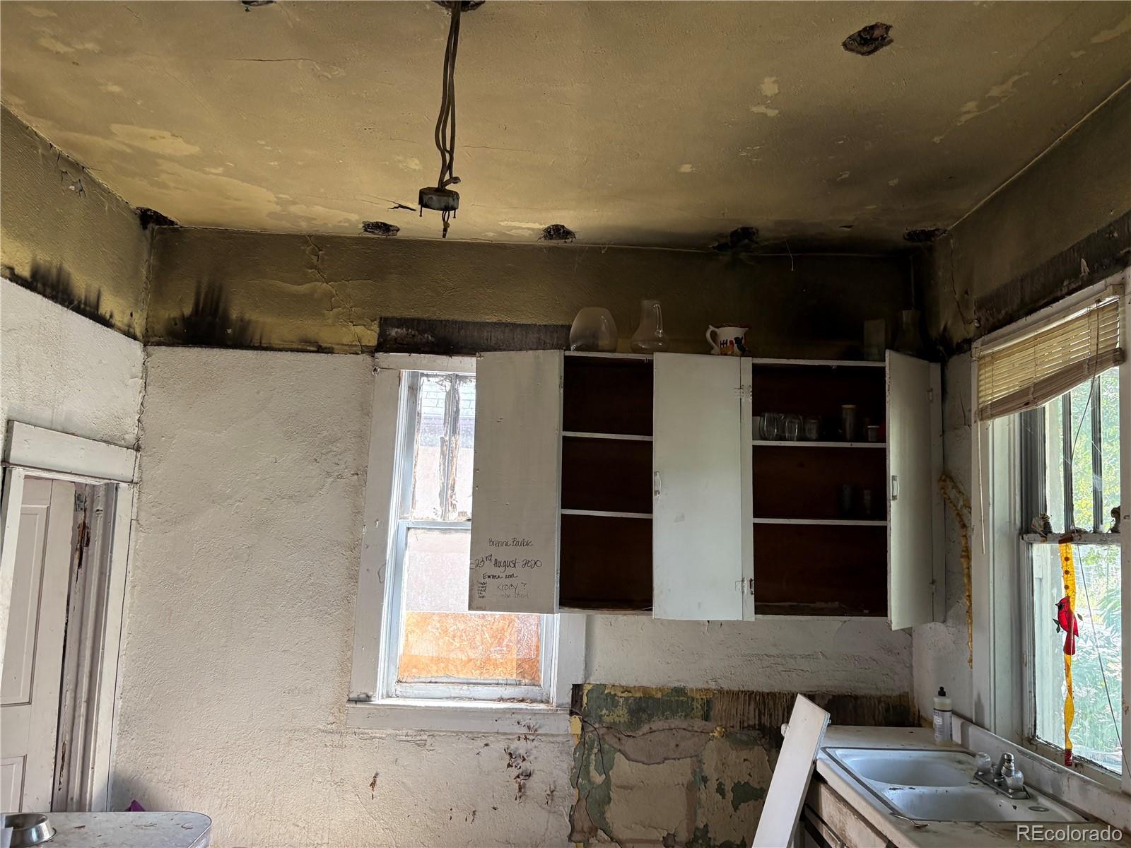 MLS Image #7 for 318 n romero street,aguilar, Colorado