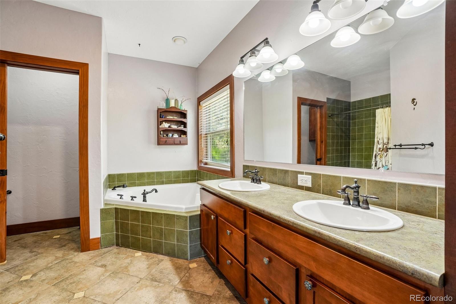 MLS Image #39 for 33400  retrievers trail,golden, Colorado