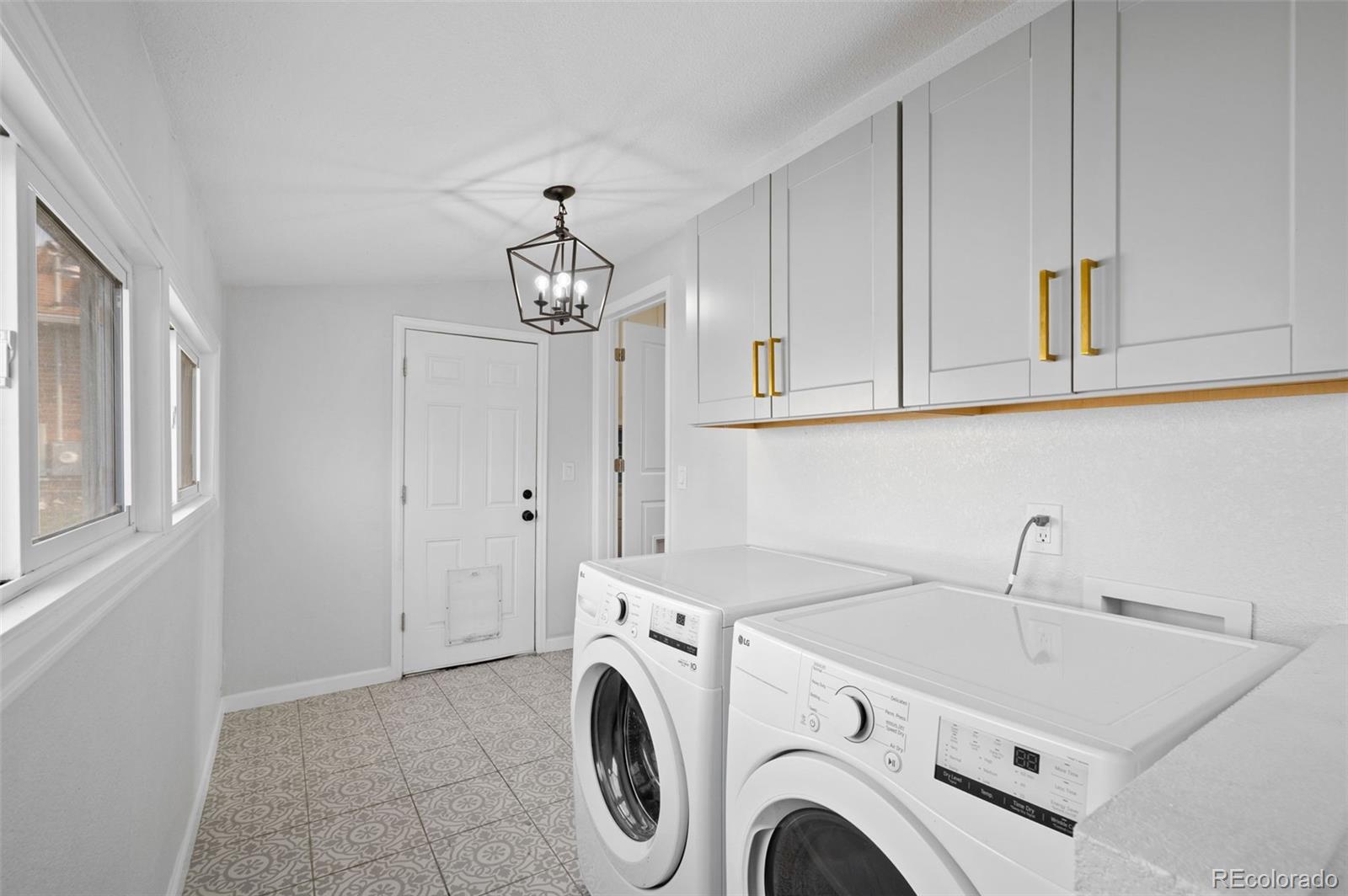 MLS Image #17 for 5062  fillmore street,denver, Colorado