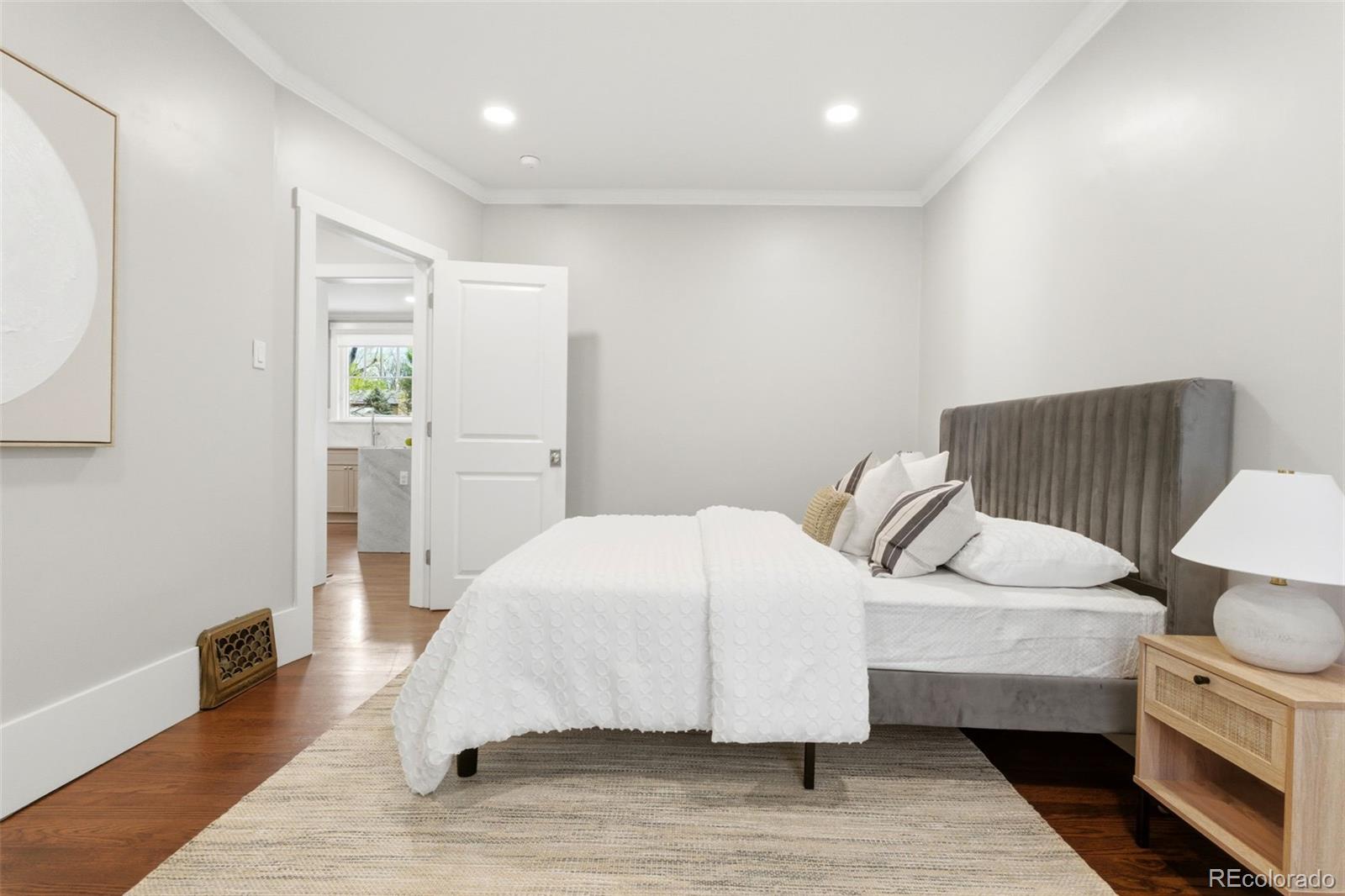 MLS Image #11 for 800  monroe street,denver, Colorado