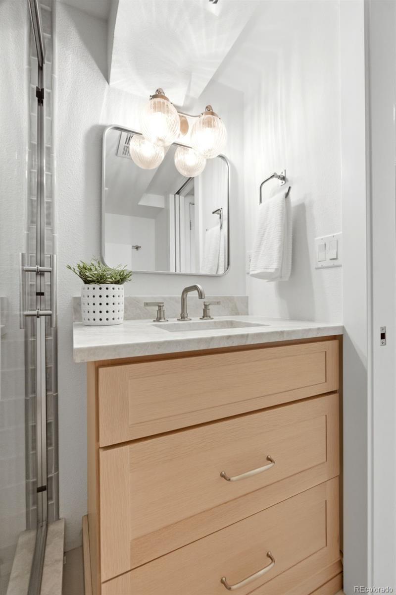 MLS Image #20 for 800  monroe street,denver, Colorado
