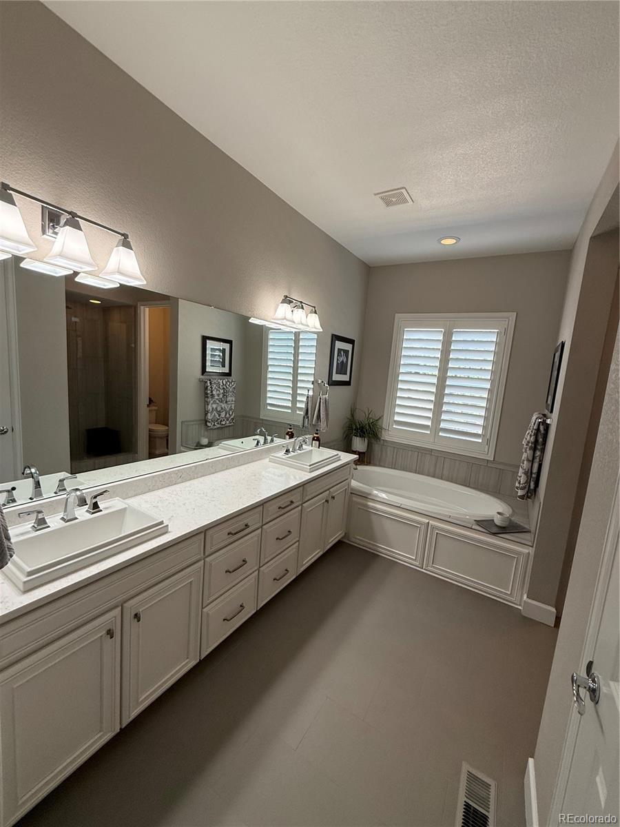 MLS Image #15 for 27505 e elmhurst place,aurora, Colorado